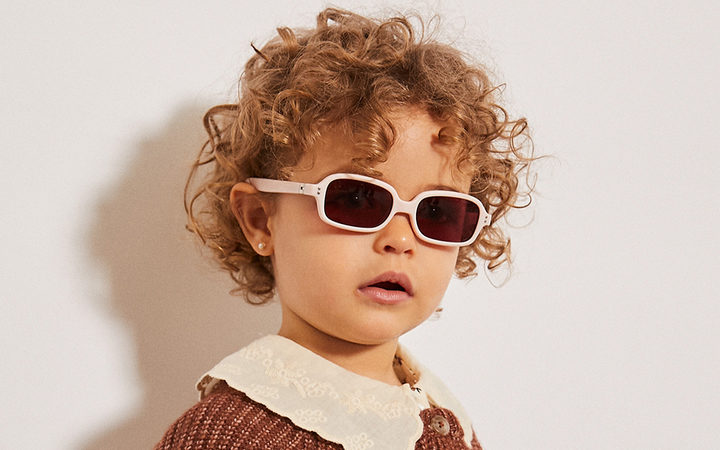 180º: la nueva colección gafas de sol y para niños Ó by Multiópticas